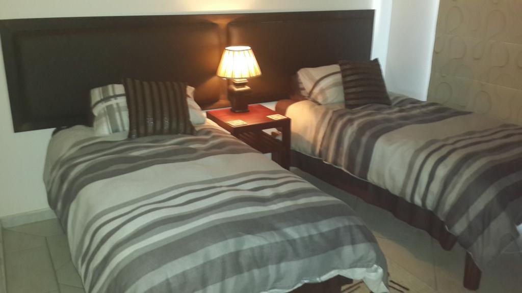 Magaliqua Guest House Noordheuwel Номер фото