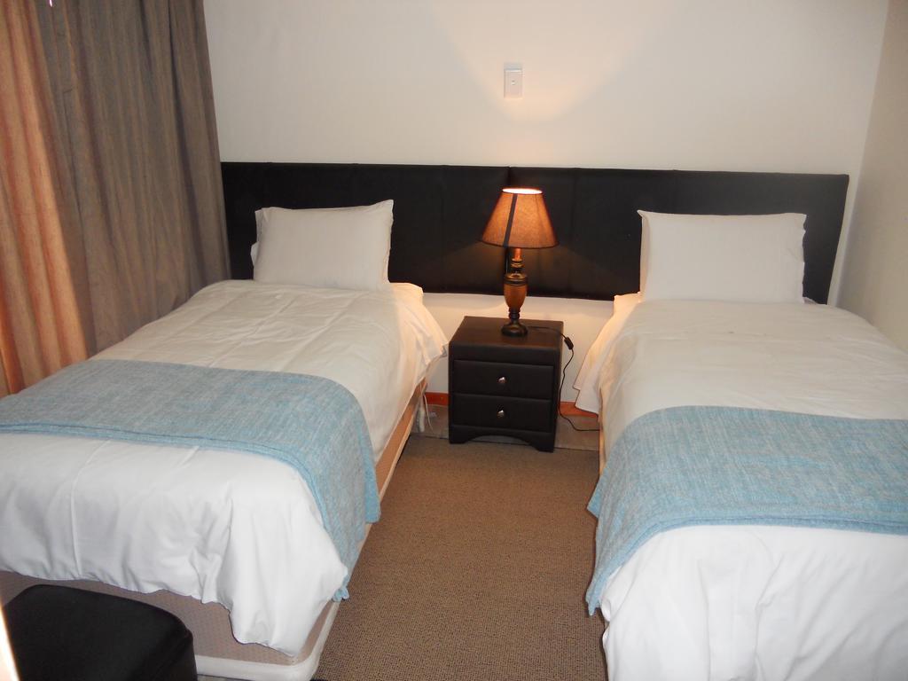 Magaliqua Guest House Noordheuwel Экстерьер фото