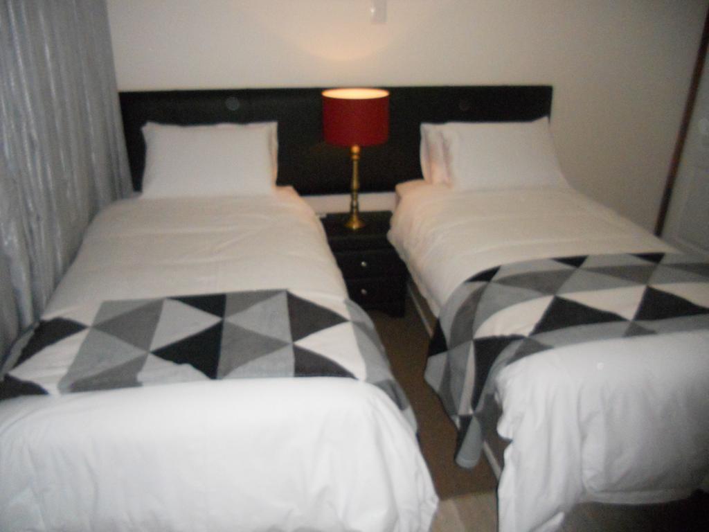 Magaliqua Guest House Noordheuwel Экстерьер фото