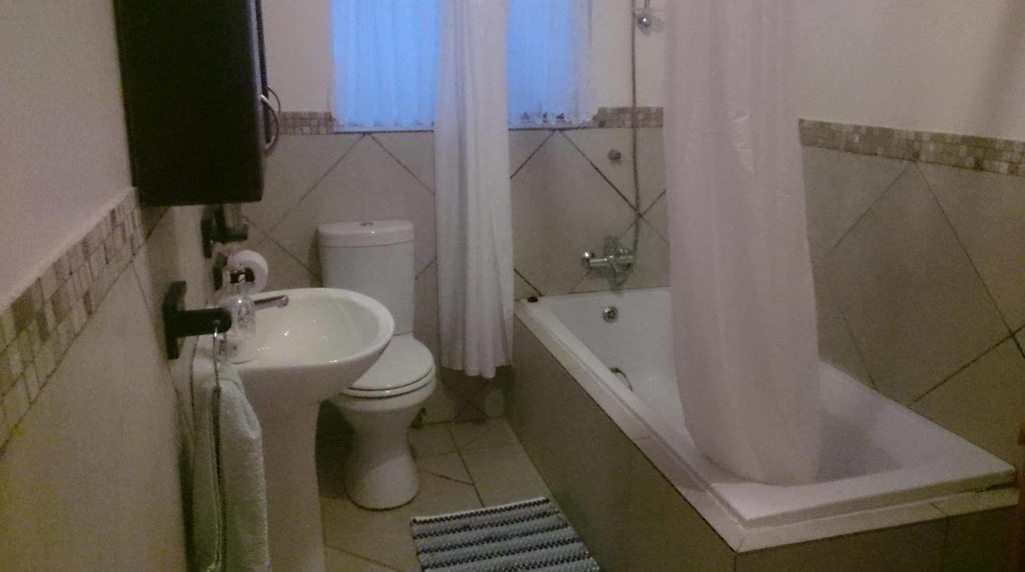 Magaliqua Guest House Noordheuwel Экстерьер фото